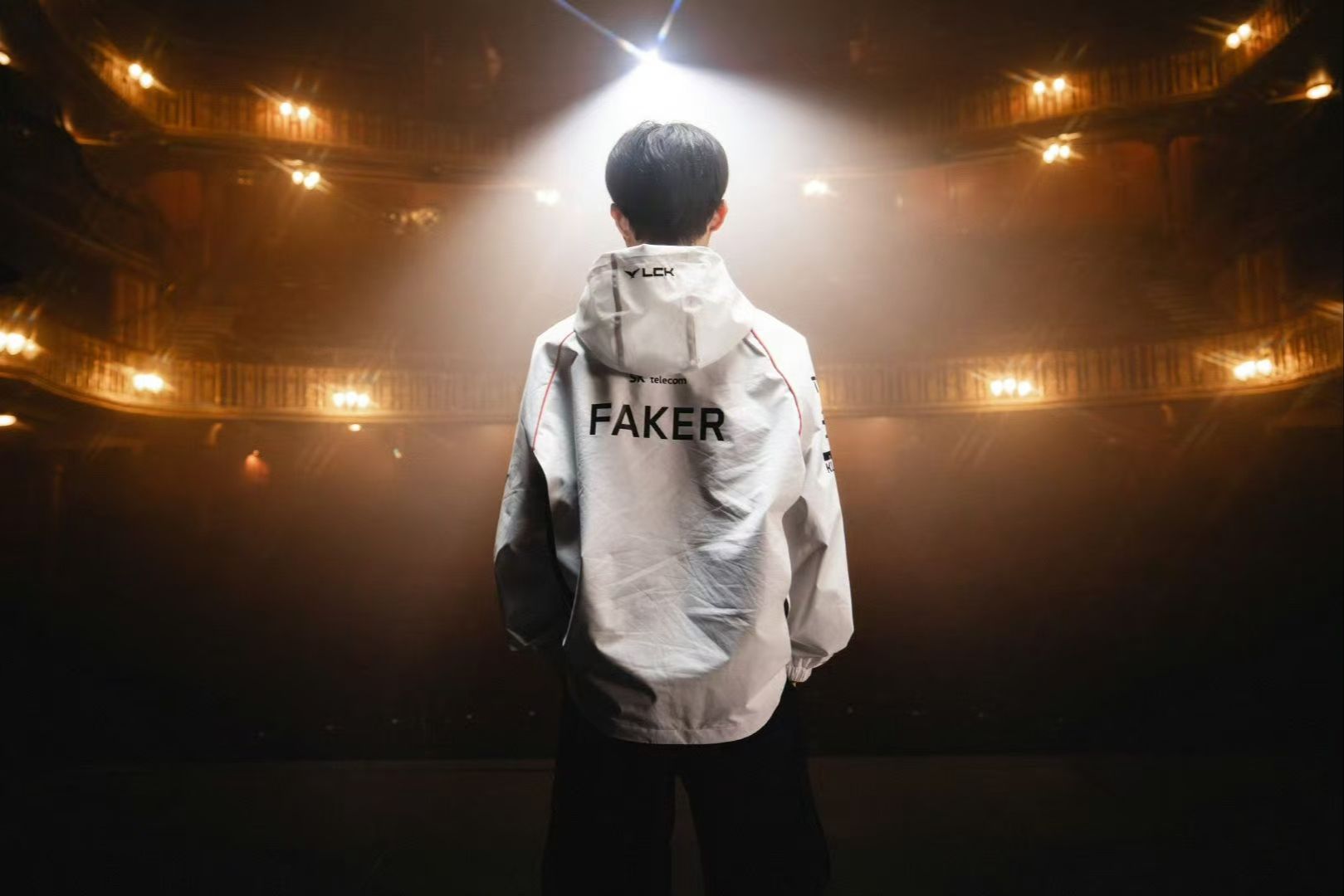 网友计算Able半月陪玩收入6万7，Cube一天收入5500